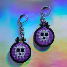 Load image into Gallery viewer, Skull Earrings
