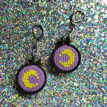 Load image into Gallery viewer, Crescent Moon Earrings
